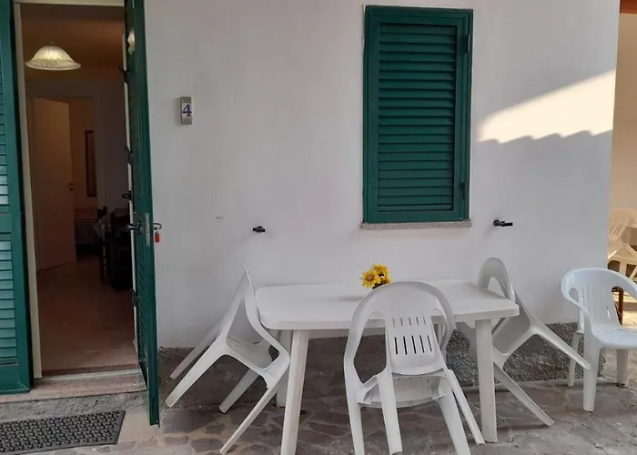 La Grazia מלון דירות פרגליה